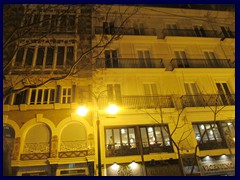 Valencia by night - Plaza de la Reina